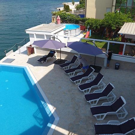 Apartments Riverside Herceg Novi Exterior foto