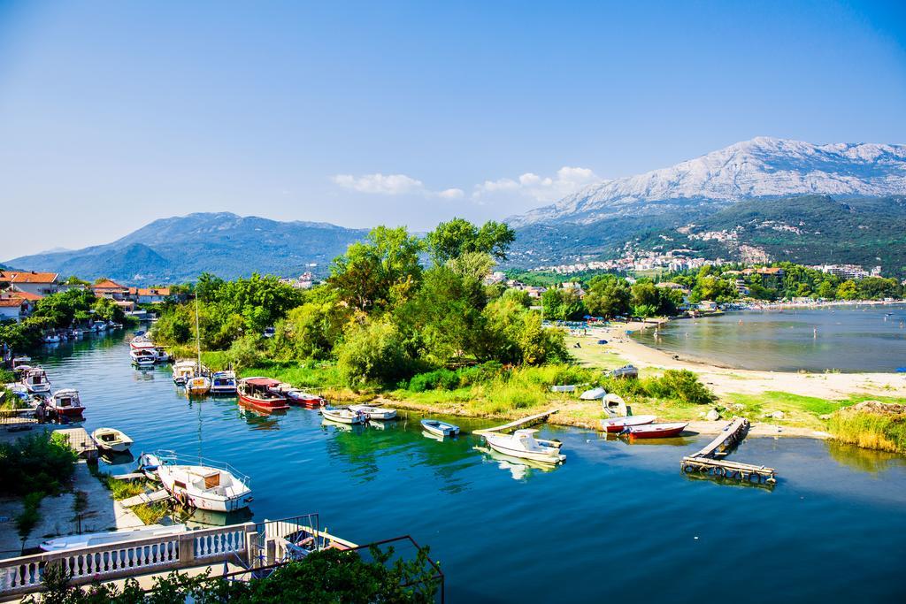 Apartments Riverside Herceg Novi Exterior foto