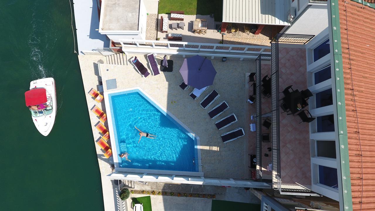 Apartments Riverside Herceg Novi Exterior foto